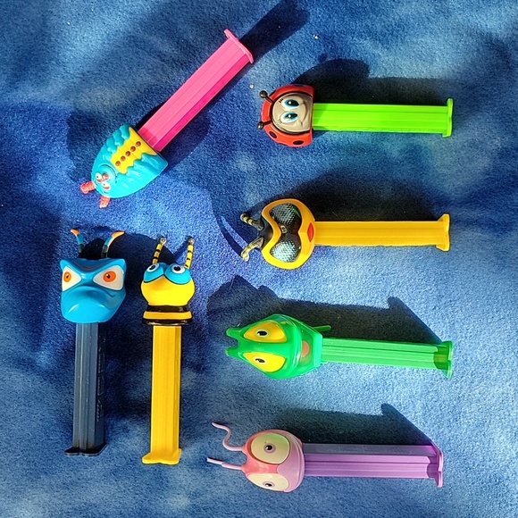 pez Other - Set of 7 Bug's Life Pez dispensers. Pre loved